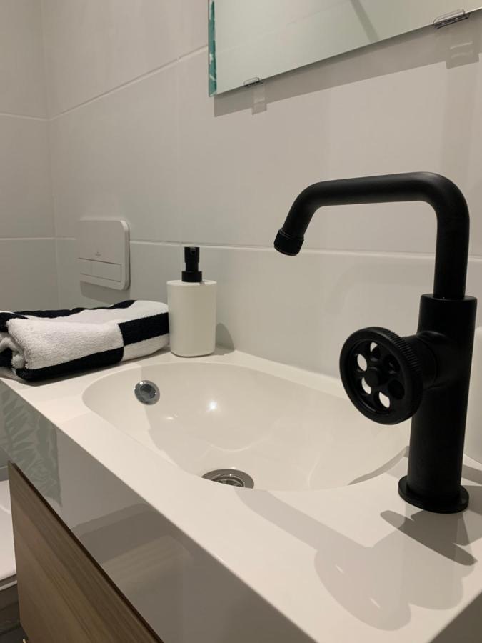 Apartament A 2 Pas Du Vieux Port Charmant T2 Marsylia Zewnętrze zdjęcie